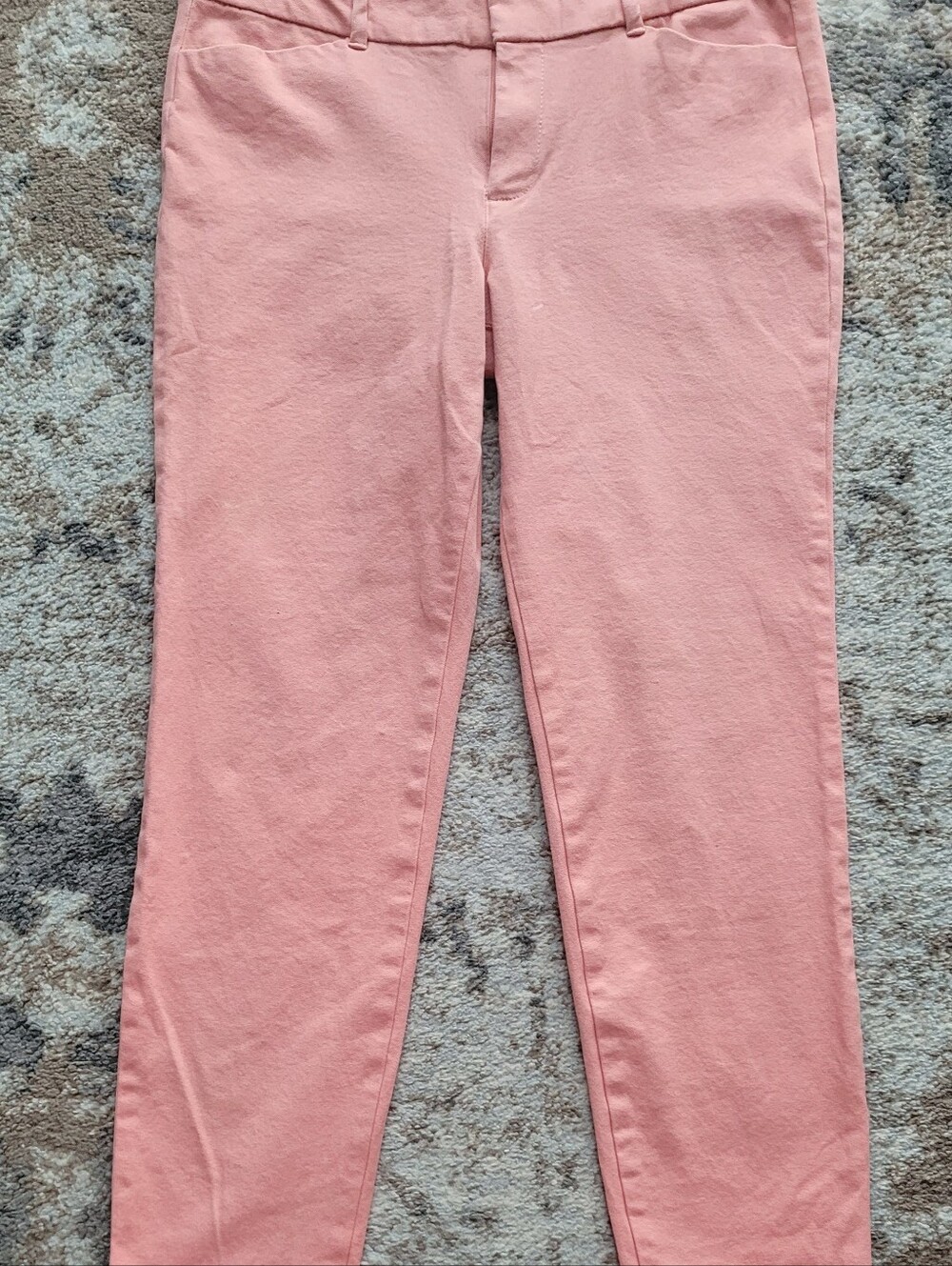 Old Navy Pixie Mid-Rise Pink Ankle Pants Size 8 Regular
